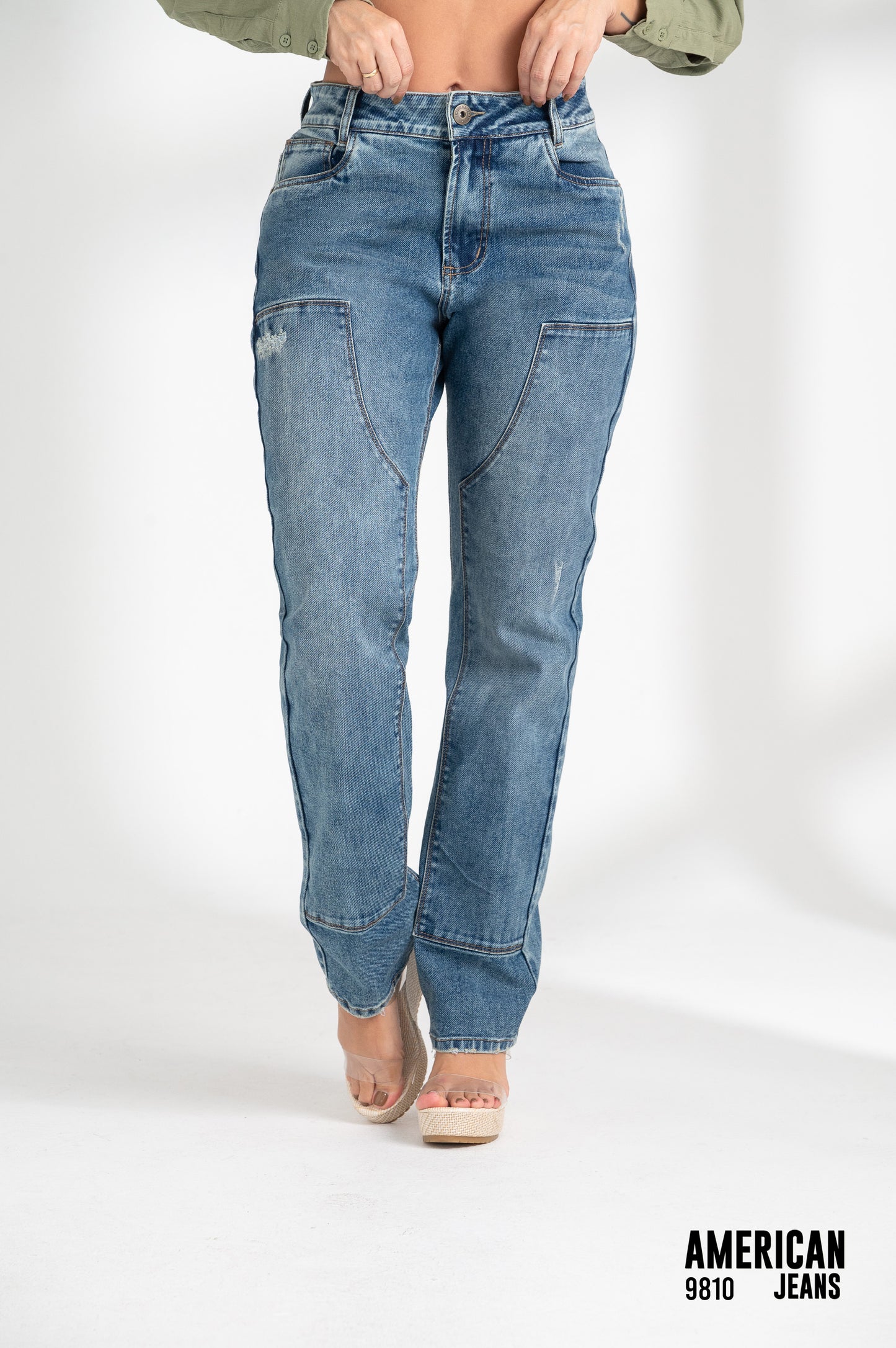 MOM JEANS